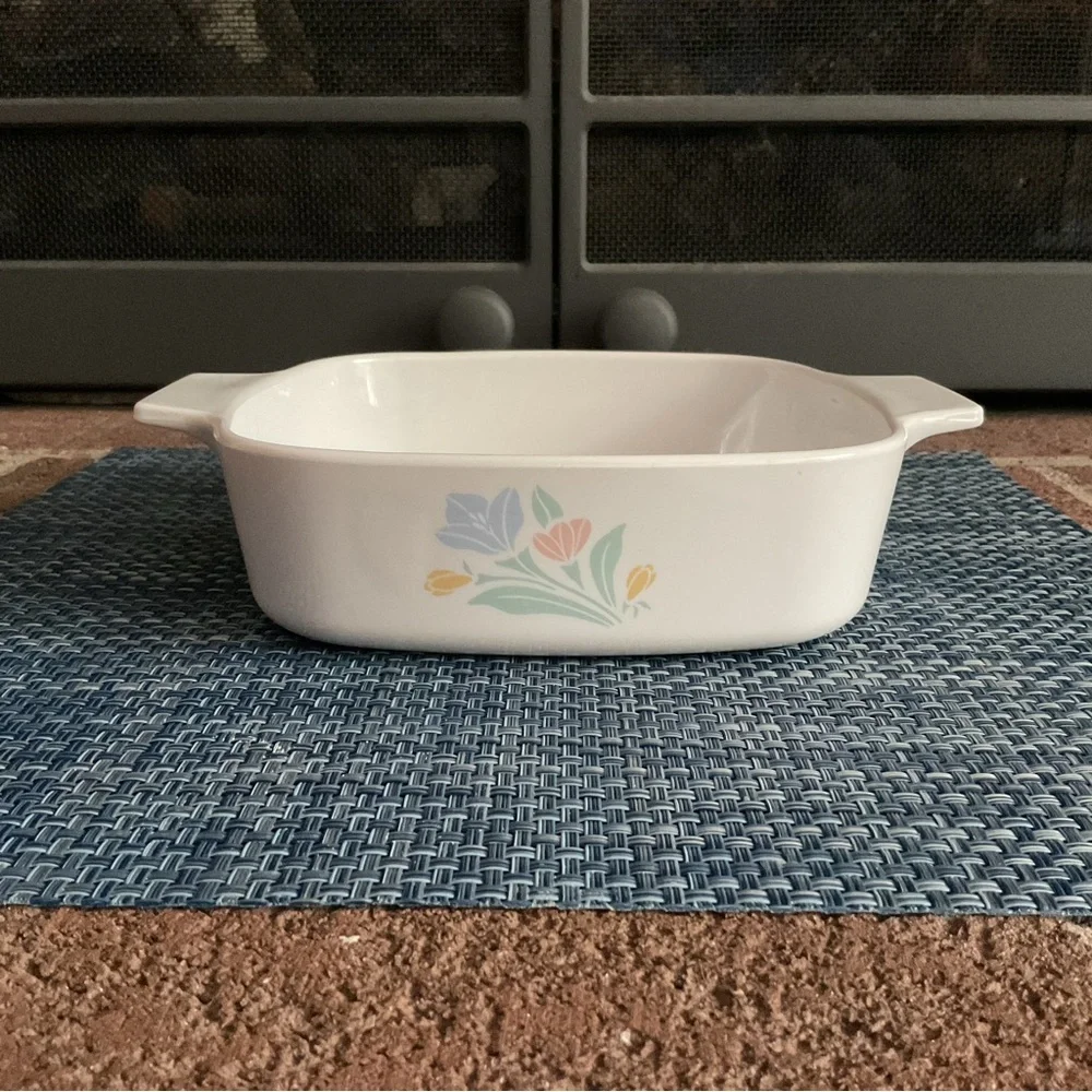 Vintage CorningWare Friendship 1 Qt Casserole Dish A-1-B No Lid Floral USA
